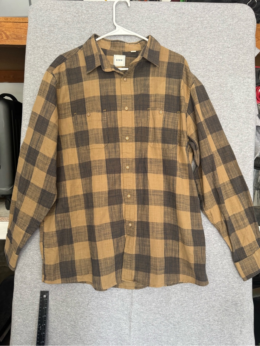 ROWM Men’s Size XL Brown and Tan Plaid Lightweight Button-Down Shirt Like Nee